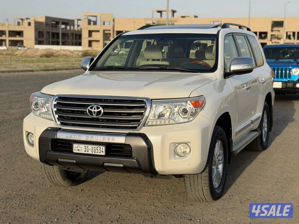 لاندكروز 2015 بحالة المصنع كالجديد3