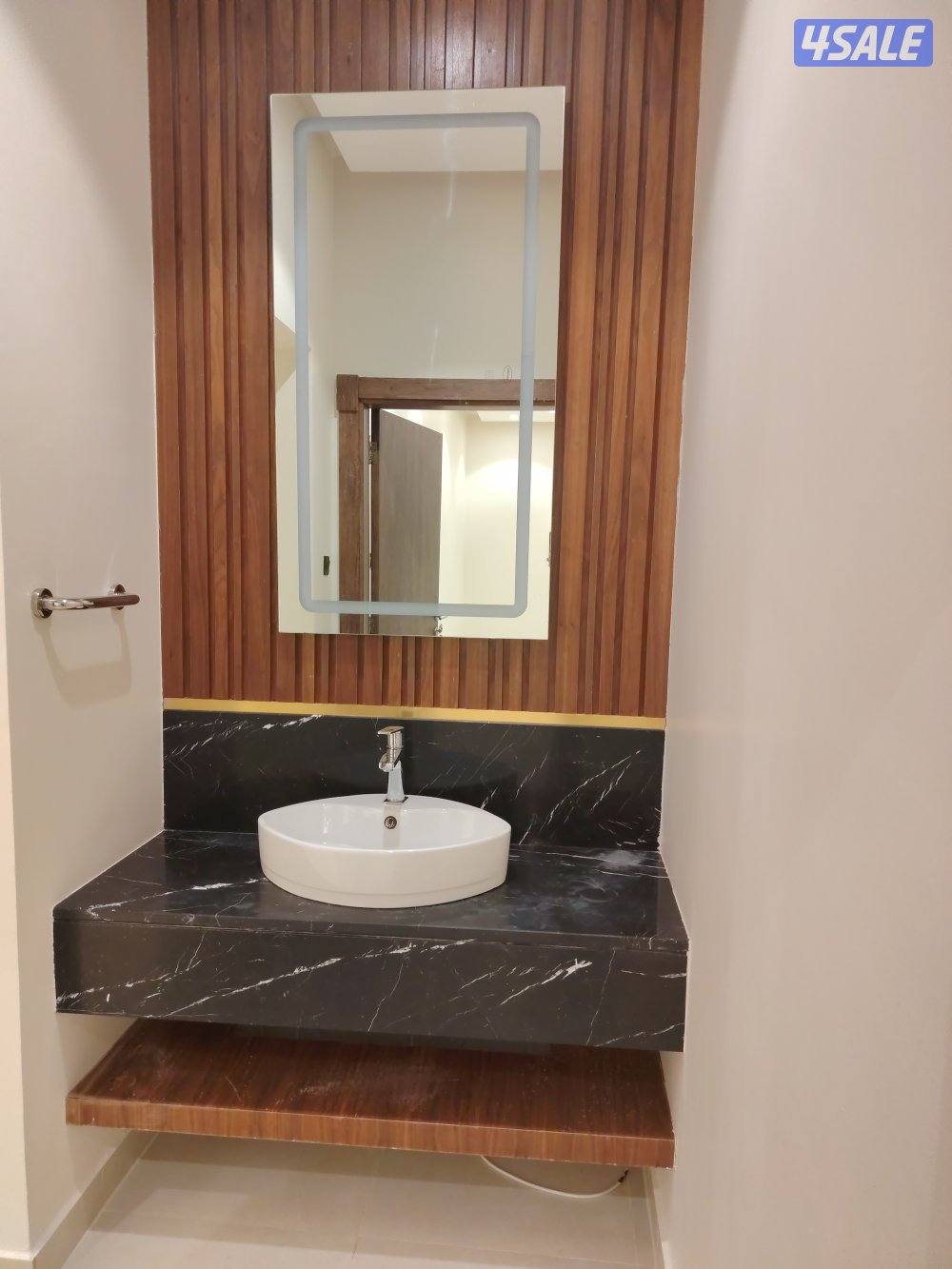 ابوفطيره دور ارضي 4غرف مع ديوانيه تشطيب راقي/ وشقه 4غرف للايجار1