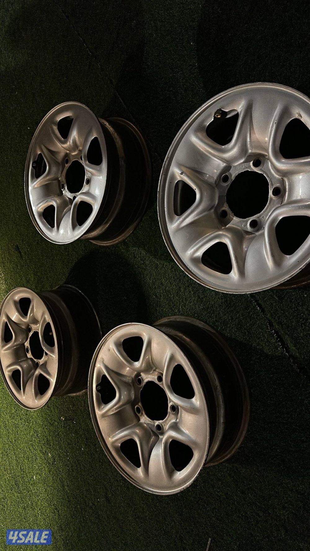 للبيع اربع رنقات ديزل اصليه 7انش شرط لا قار ولا مخرطه معاهم براغيهم0