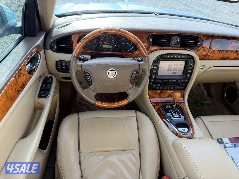 جاكور Xj عداد 83 صبغ وكالة 200910