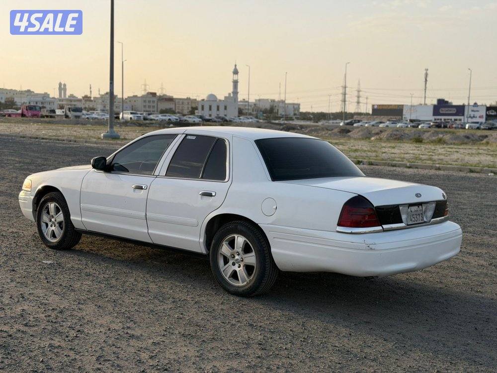 فورد فكتوريا 20080