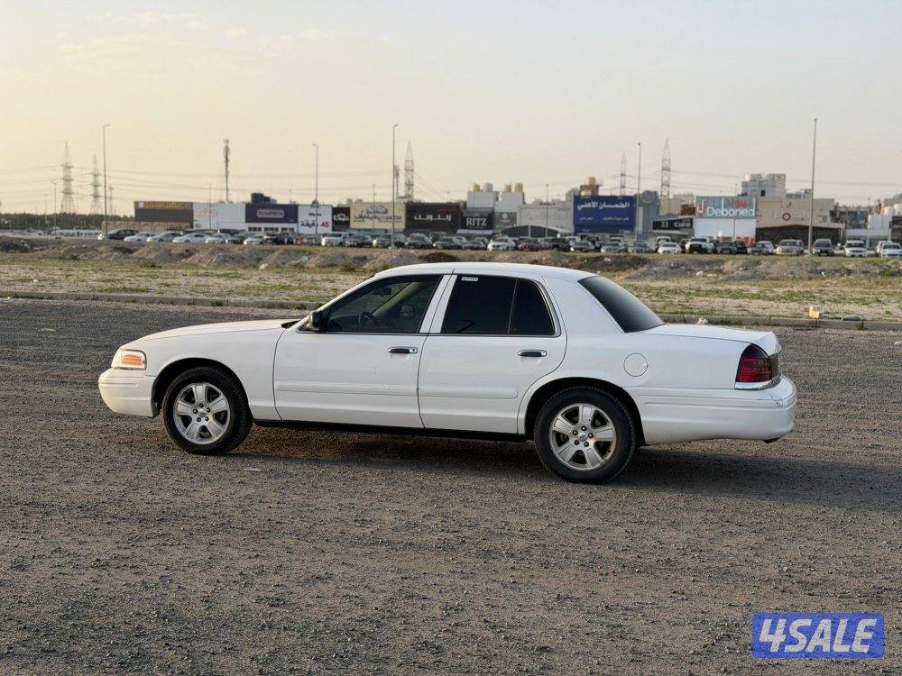 فورد فكتوريا 20081