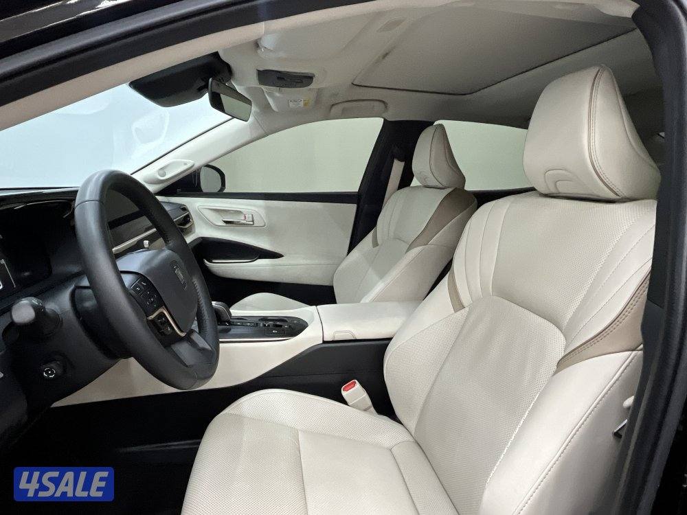 TOYOTA CROWN 23CN-2.5-CROWN-HEV5