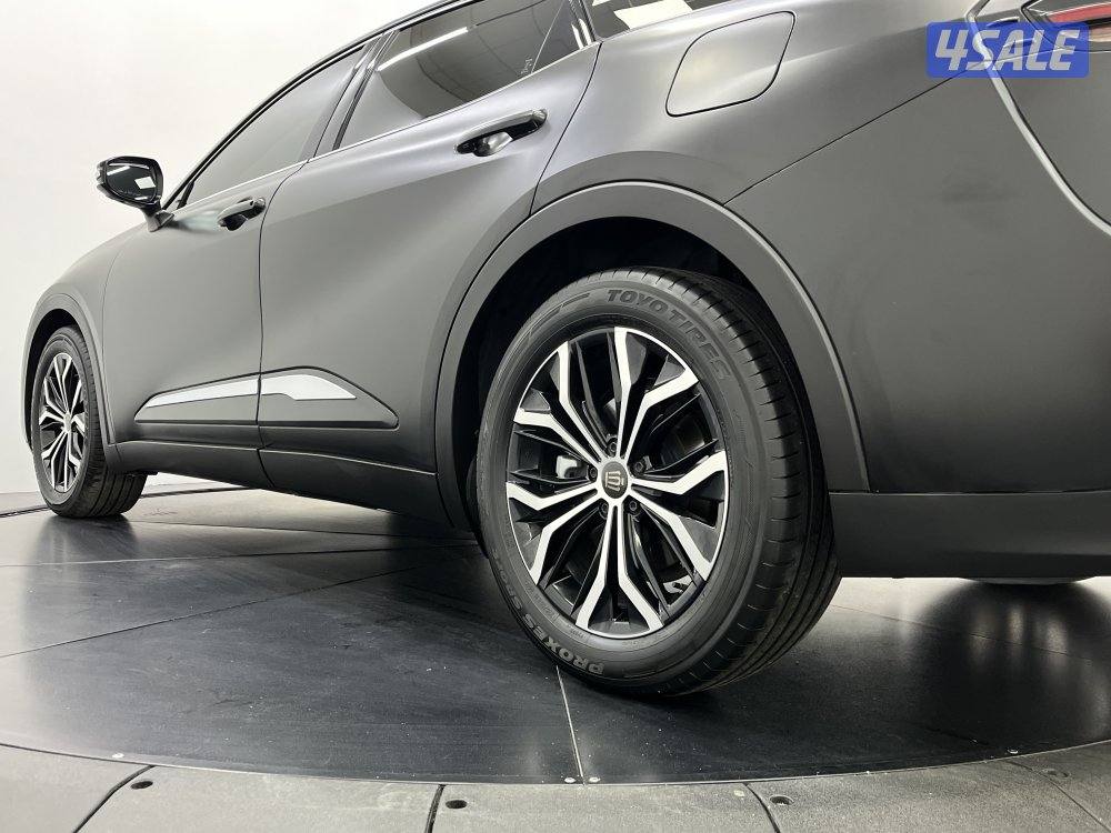 TOYOTA CROWN 23CN-2.5-CROWN-HEV9