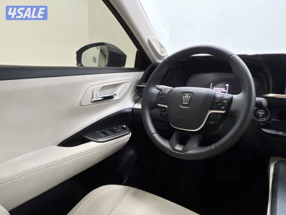 TOYOTA CROWN 23CN-2.5-CROWN-HEV12