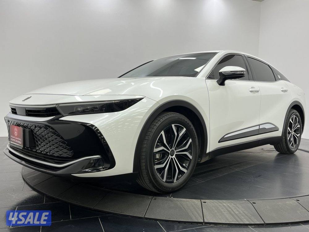 TOYOTA CROWN HYBRID1