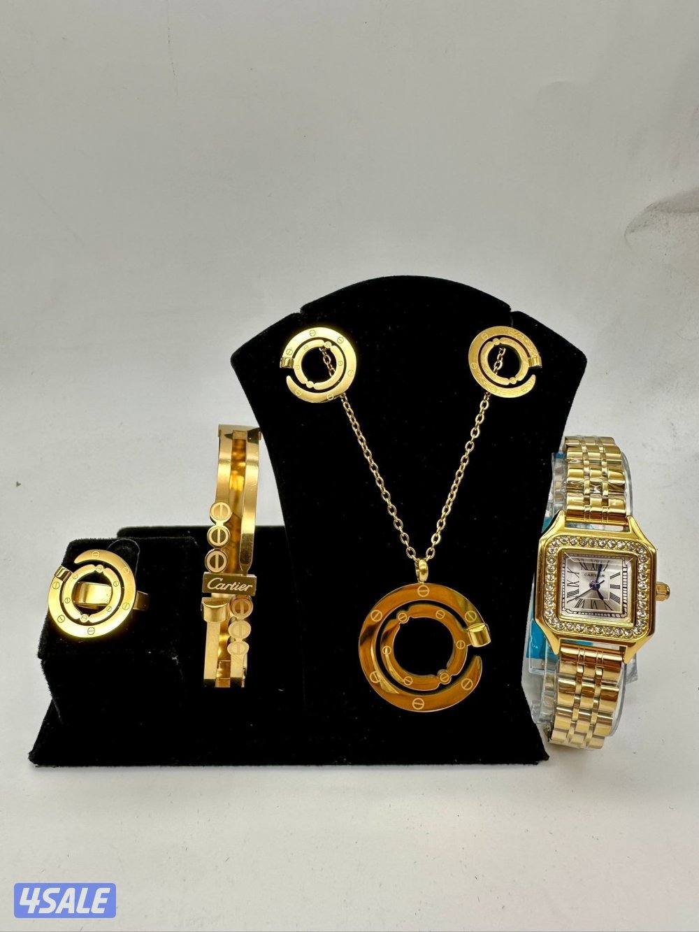 اطقم ساعات نسائية مع كامل ملحقاتها و معاها البوكس1