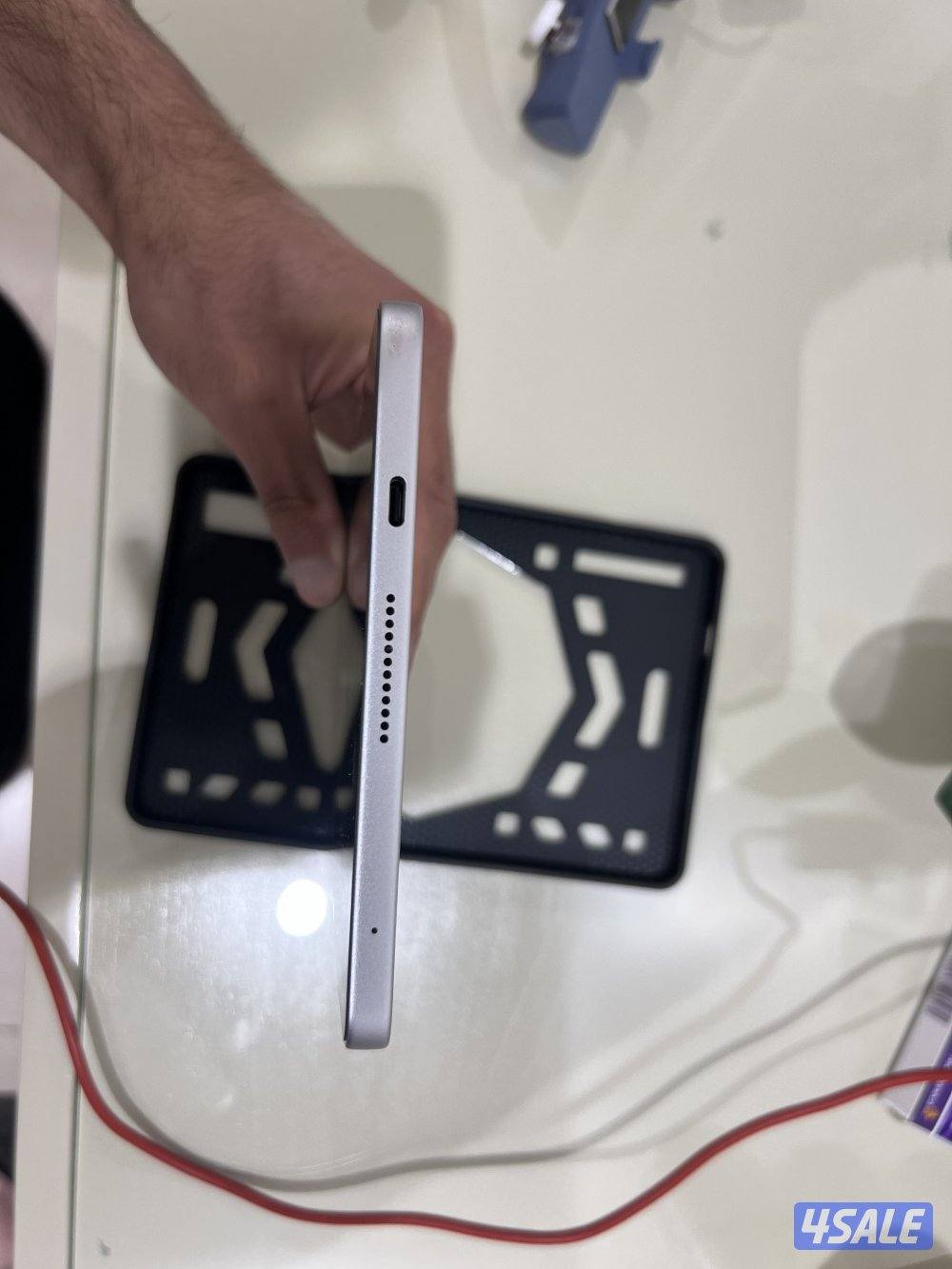 تابلت استرا رد ماجيك ١٢ رام ٢٦٥ قيقا2