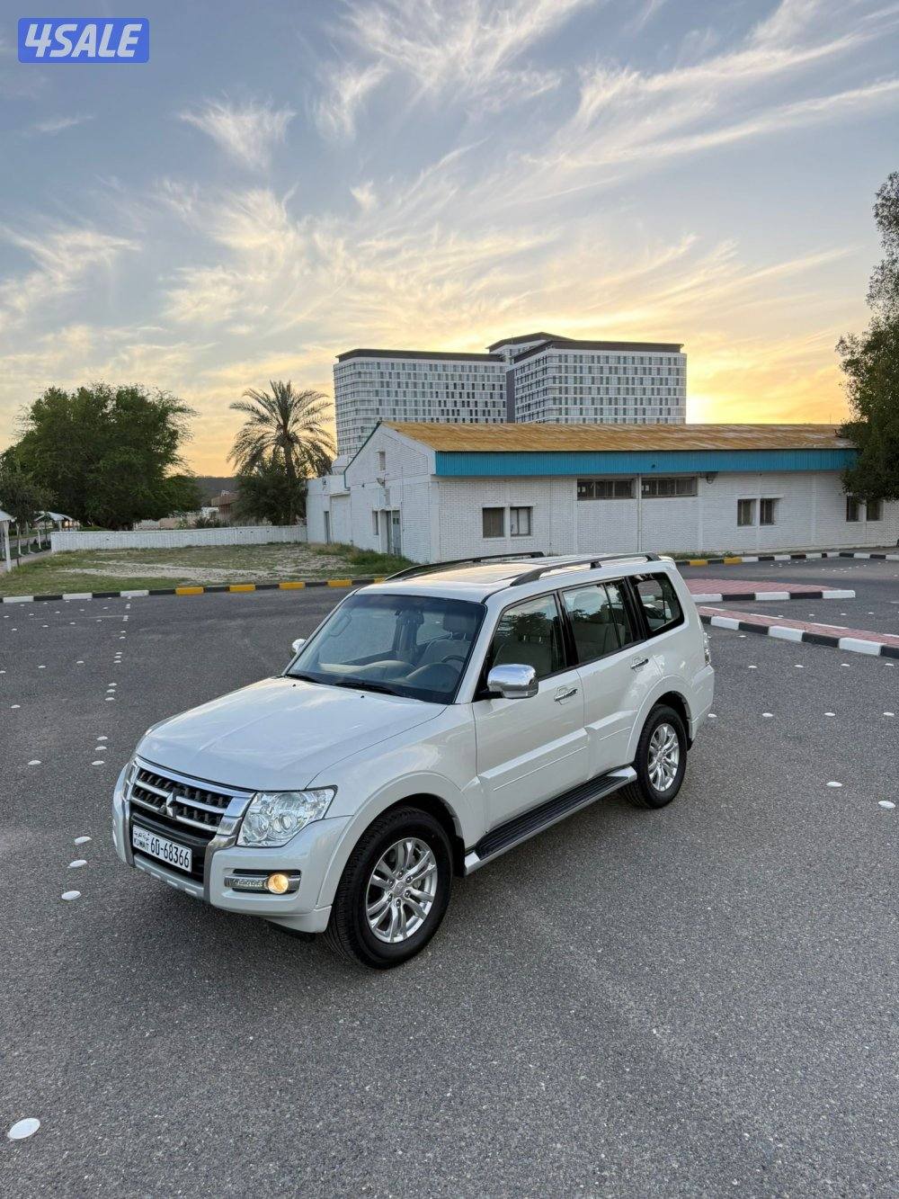 باجيرو 2022 المكينه الكبيره 3800 صبغ الوكاله ماشي 116 الف سيرفس منتظم5