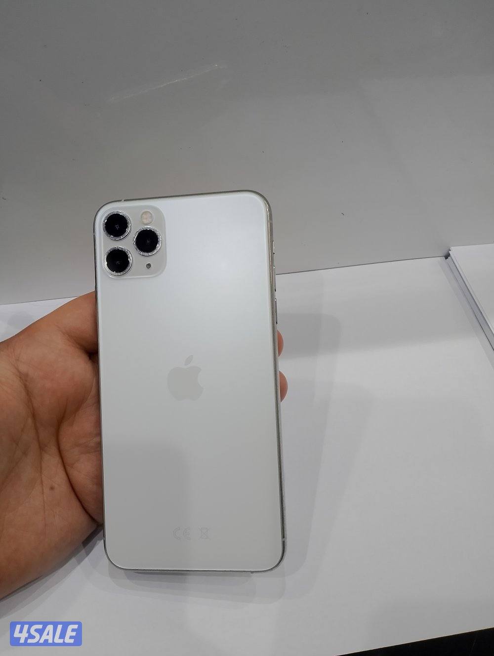 ايفون 11pro max جيجا 256 ابيض4