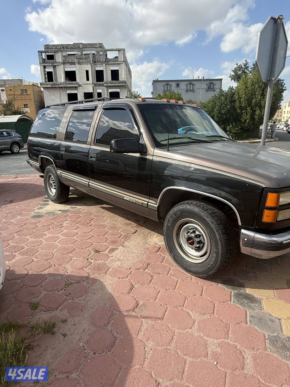 للبيع او بدل مع وانيت0