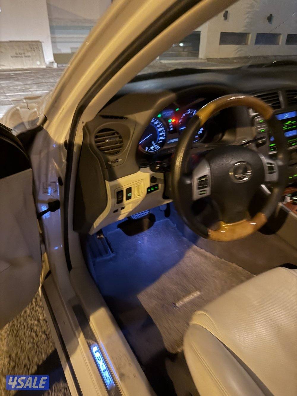 للبيع لكسز 20072