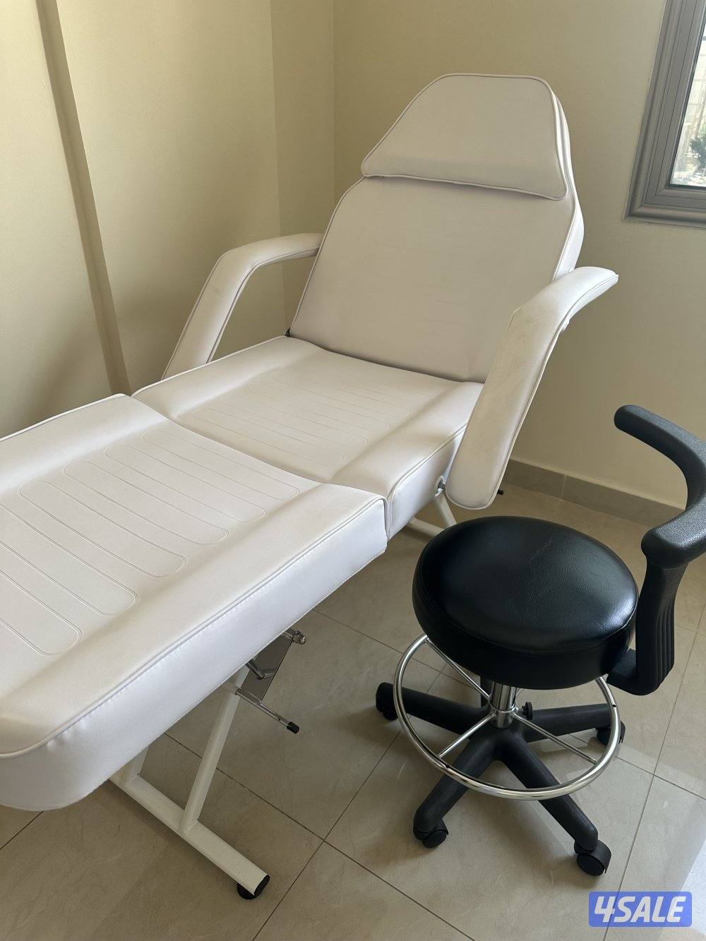 Salon bed with chair سرير صالون تجميل مع كرسي متحرك للبيع1