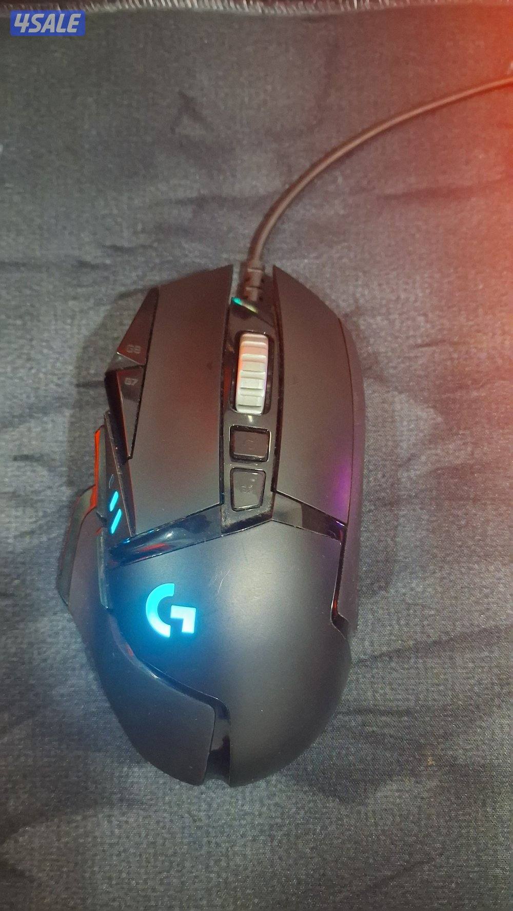 ماوس من Logitech ويدعم استجابه سريعه و يحتوي على ١٣ زر و عله اضاء rgb0