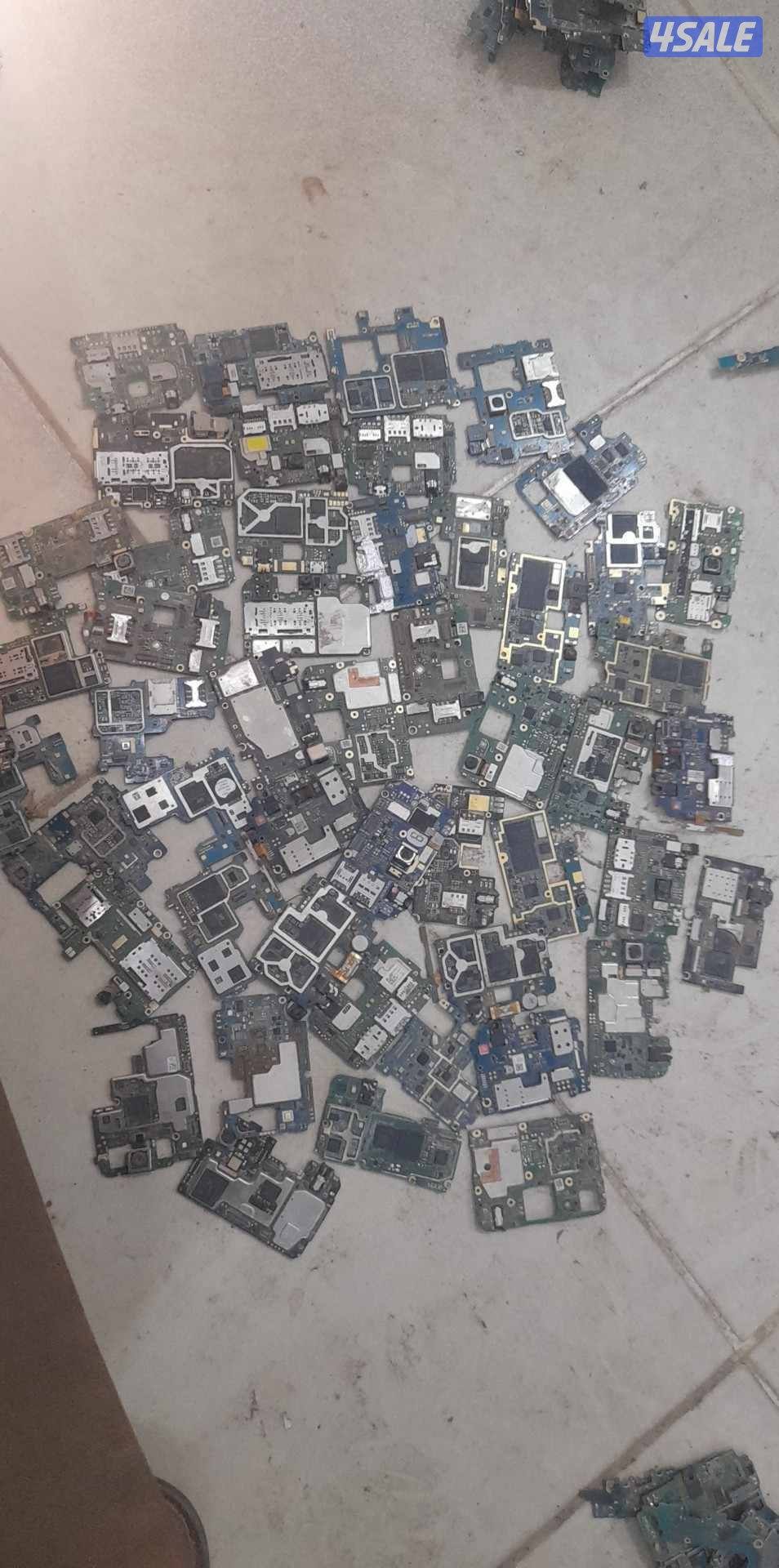 نشتري برد التلفونات التآلف والسكراب ايفون نوكيا قديم اندواريد اى برد ب4