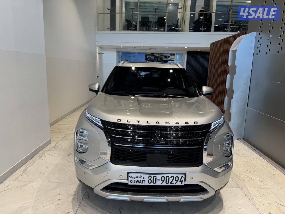 Mitsubishi outlander1