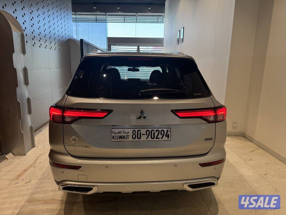 Mitsubishi outlander5