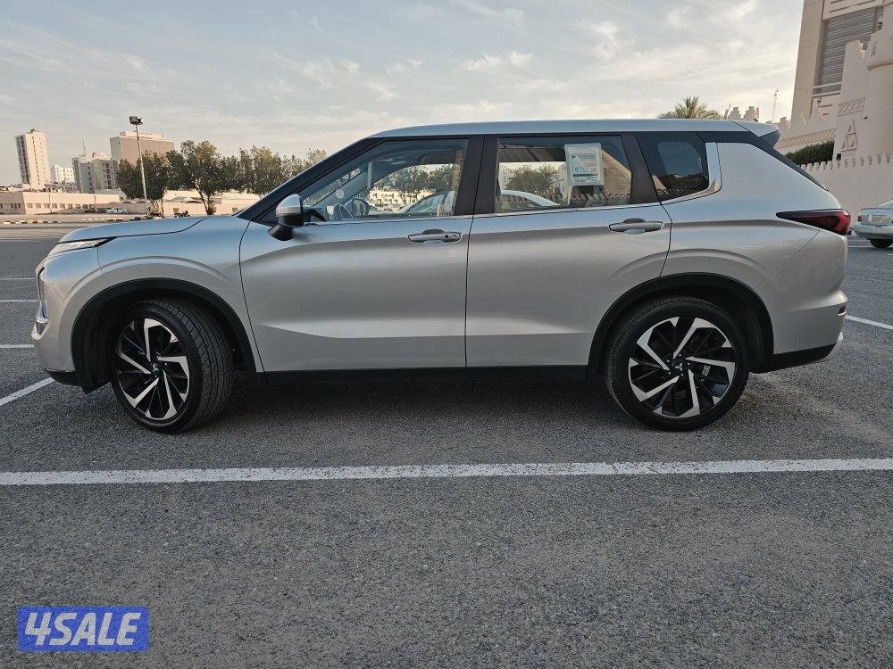 ميتسوبيشي اوتلاندر 20232