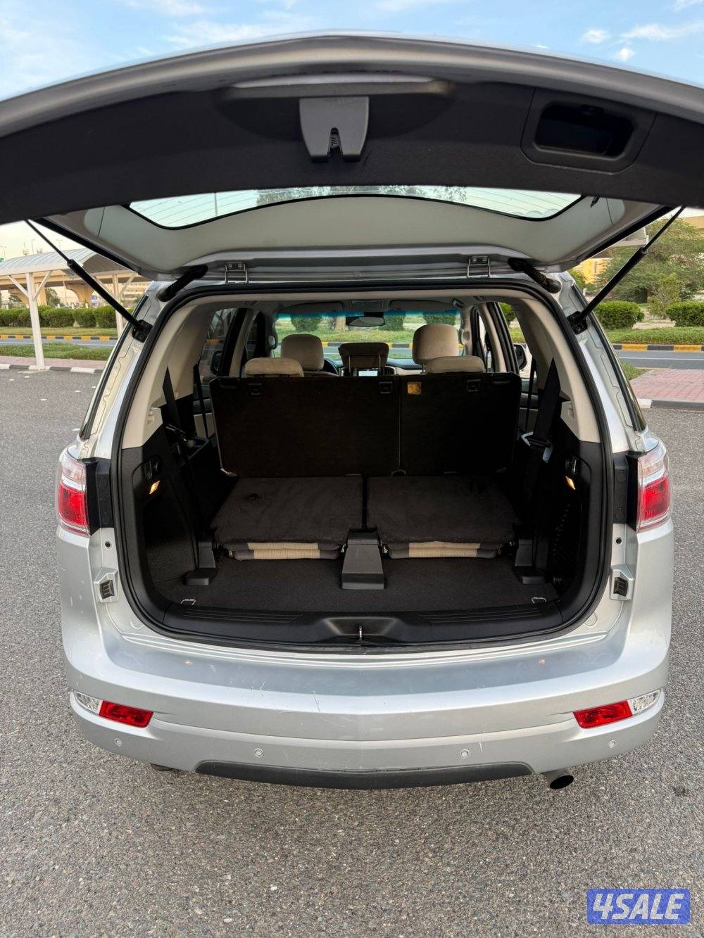 تريل بليزر 2020 ماشي 170 الف المالك الاول شرط الفحص6