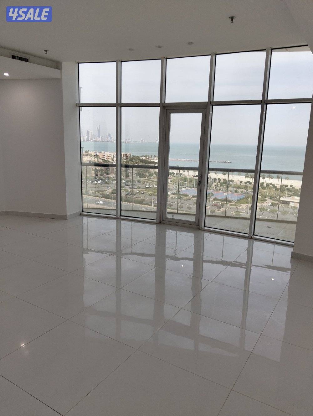 شقق للايجار صف اول شارع الخليج بجوار مارينا مول7