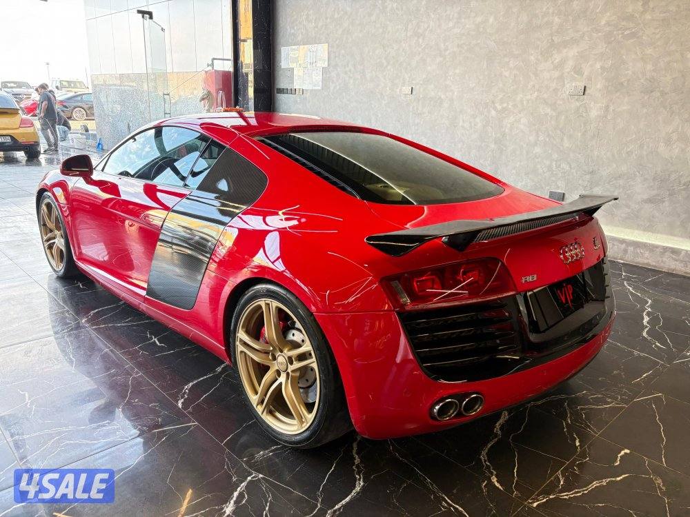 اودي R8 V85