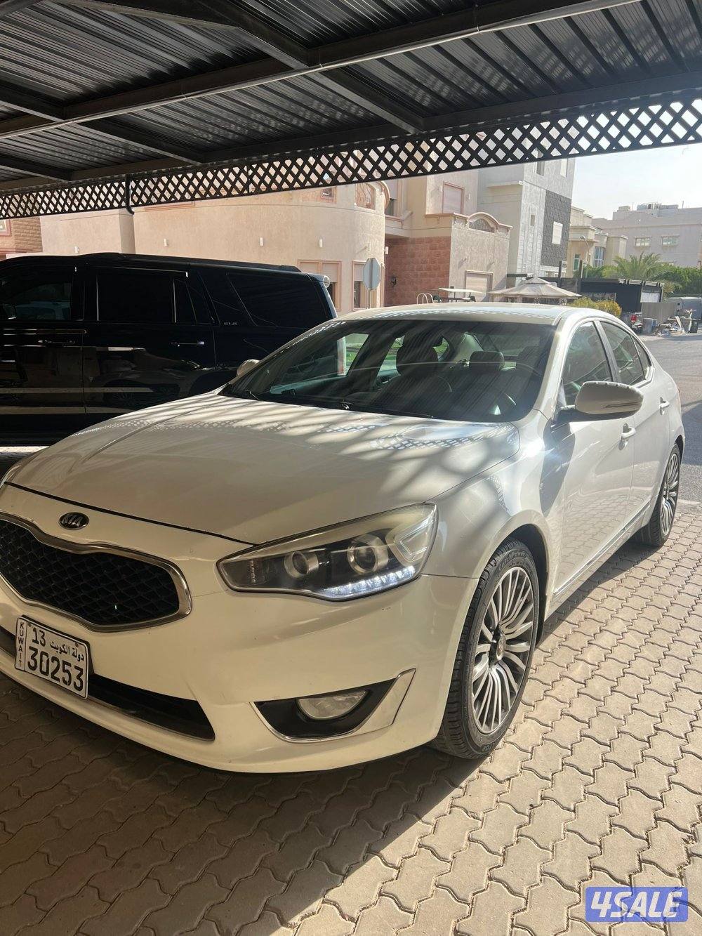 للبيع كيا كادينزا ٢٠١٥ ماشي ٢١١ صبغ الوكاله عدا قطعتين6