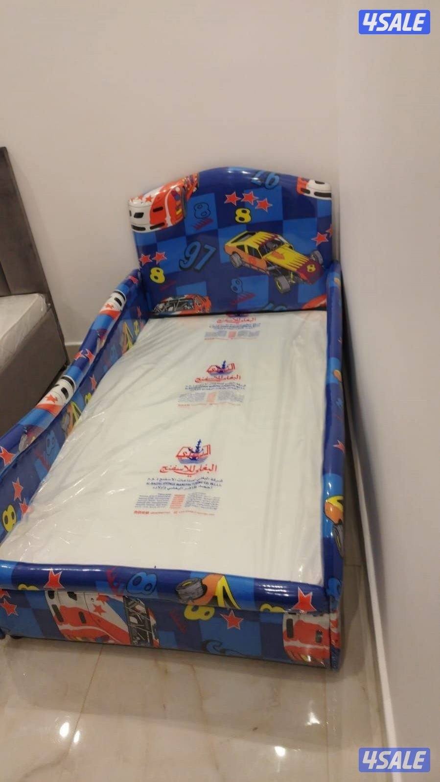 سرير نفر معي الفرشه السعر ٣٥دنيار معي التوصيل10
