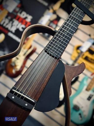 غيتار كلاسيك Yamaha silent0