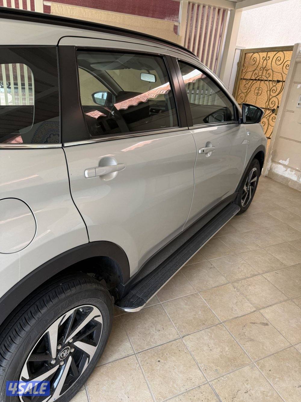 2023 تويوتا رش ماشية 18800 كيلوللجادين فقط عن طريق رسالة واتسأب1