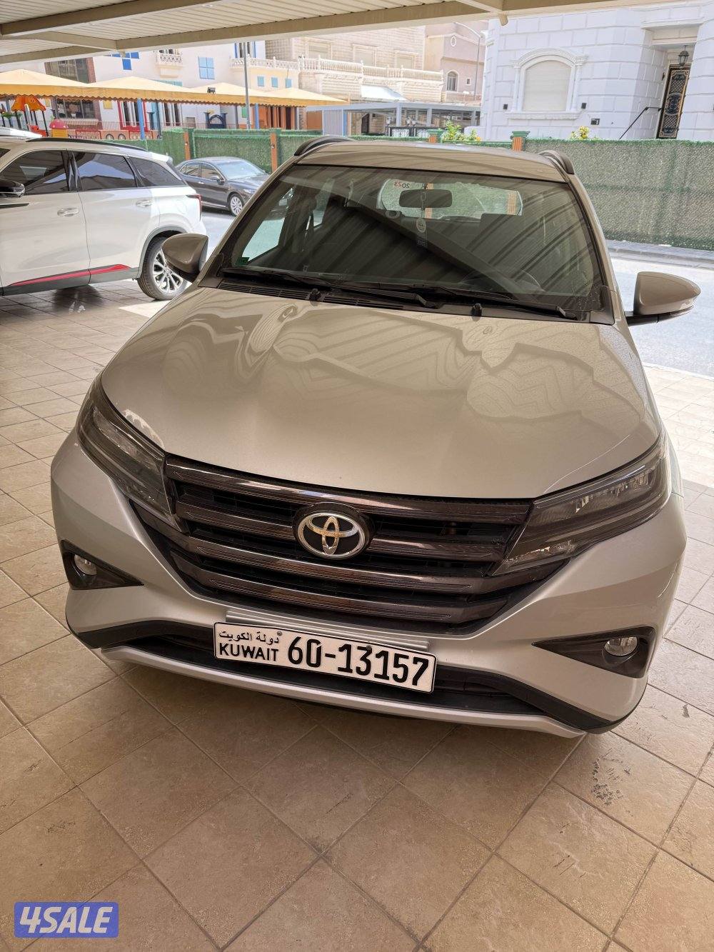 2023 تويوتا رش ماشية 18800 كيلوللجادين فقط عن طريق رسالة واتسأب2