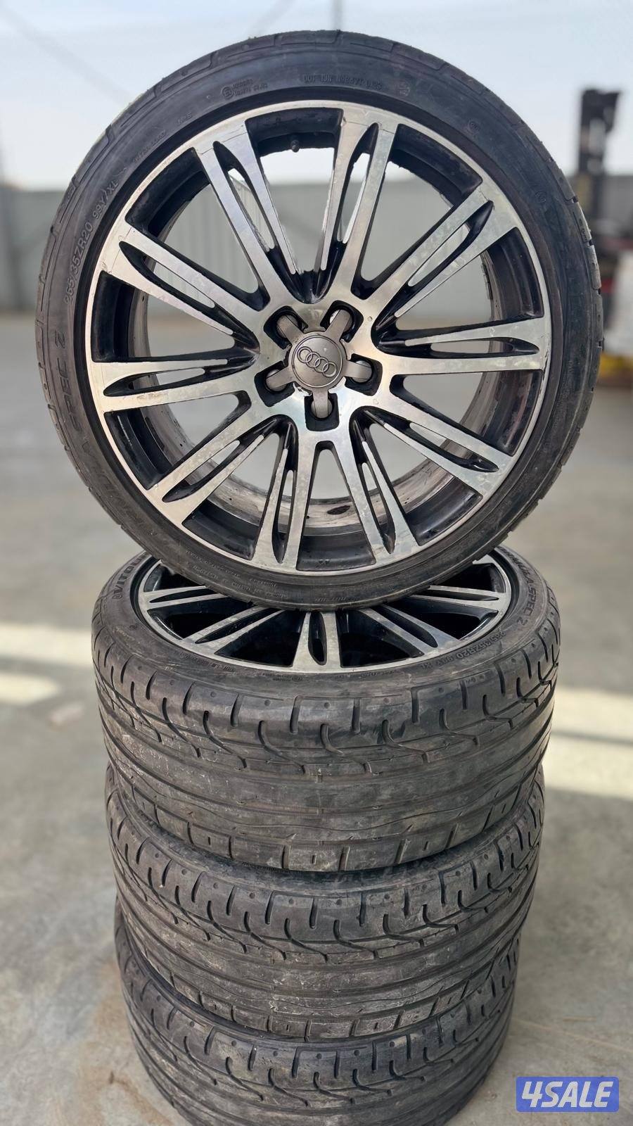 رنج اودي حجم 20 عدد اربعة بحالة جيدة _ البيع لأعلى سعر 265/35ZR200