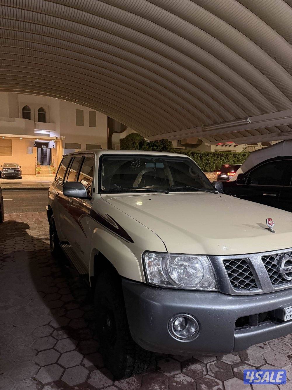 نيسان فتك 2017 ماشي 160 الف صبغ الوكاله1