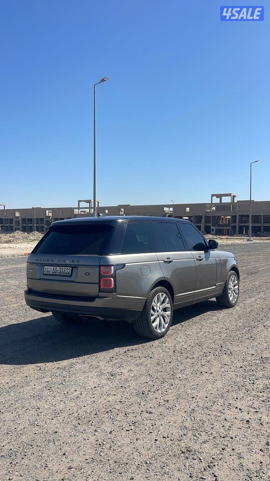 رنج روفر HSE الغانم سوبر 2018 بحاله الوكاله عداد 123 الف2