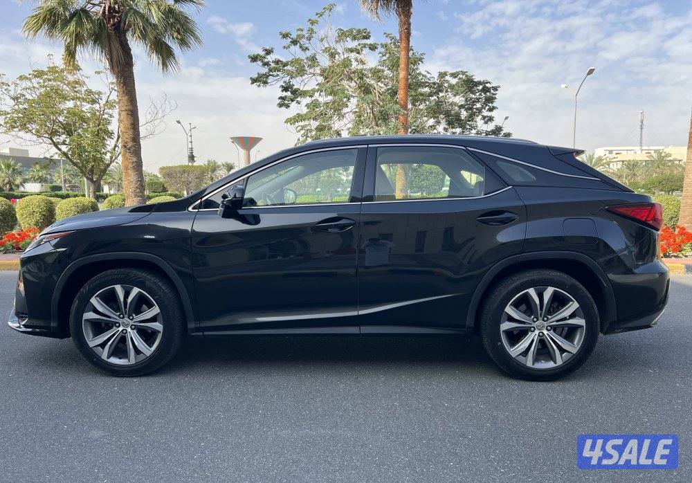 للبيع جيب لكزس RX موديل 2017 ( شـرط الـفـحـص ) بـحـالـه الـوكـالـه3