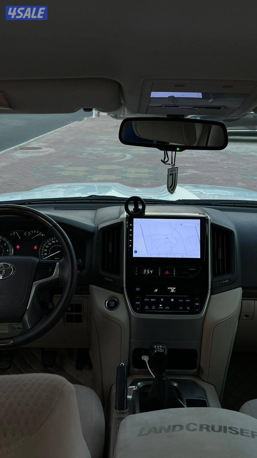 لاند كروز جير عادي سبير علاق 2019 الخليج بحاله الوكاله عداد 126 الف9