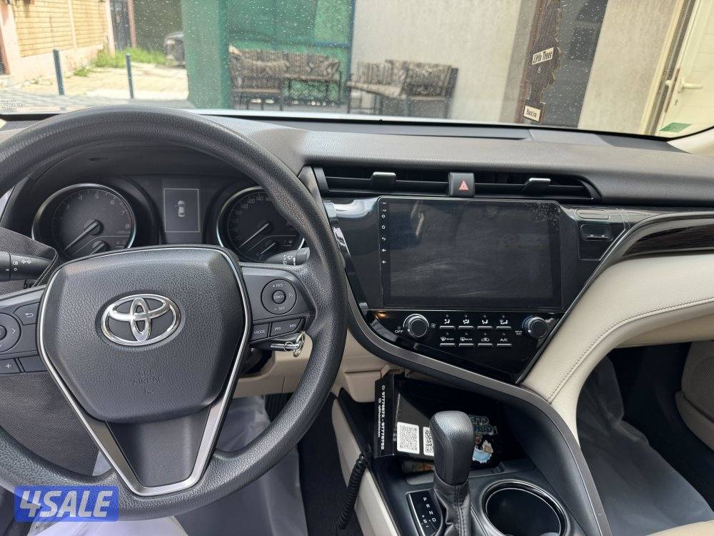 كامري LE موديل 2019 ماشي 1006