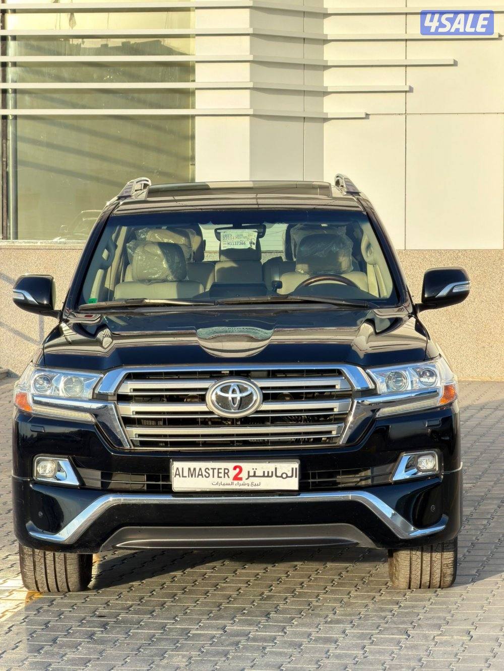 للبيع لاند كروزر GXRموديل 2018 صبغ الوكاله1