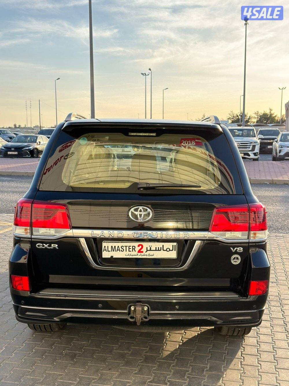 للبيع لاند كروزر GXRموديل 2018 صبغ الوكاله5
