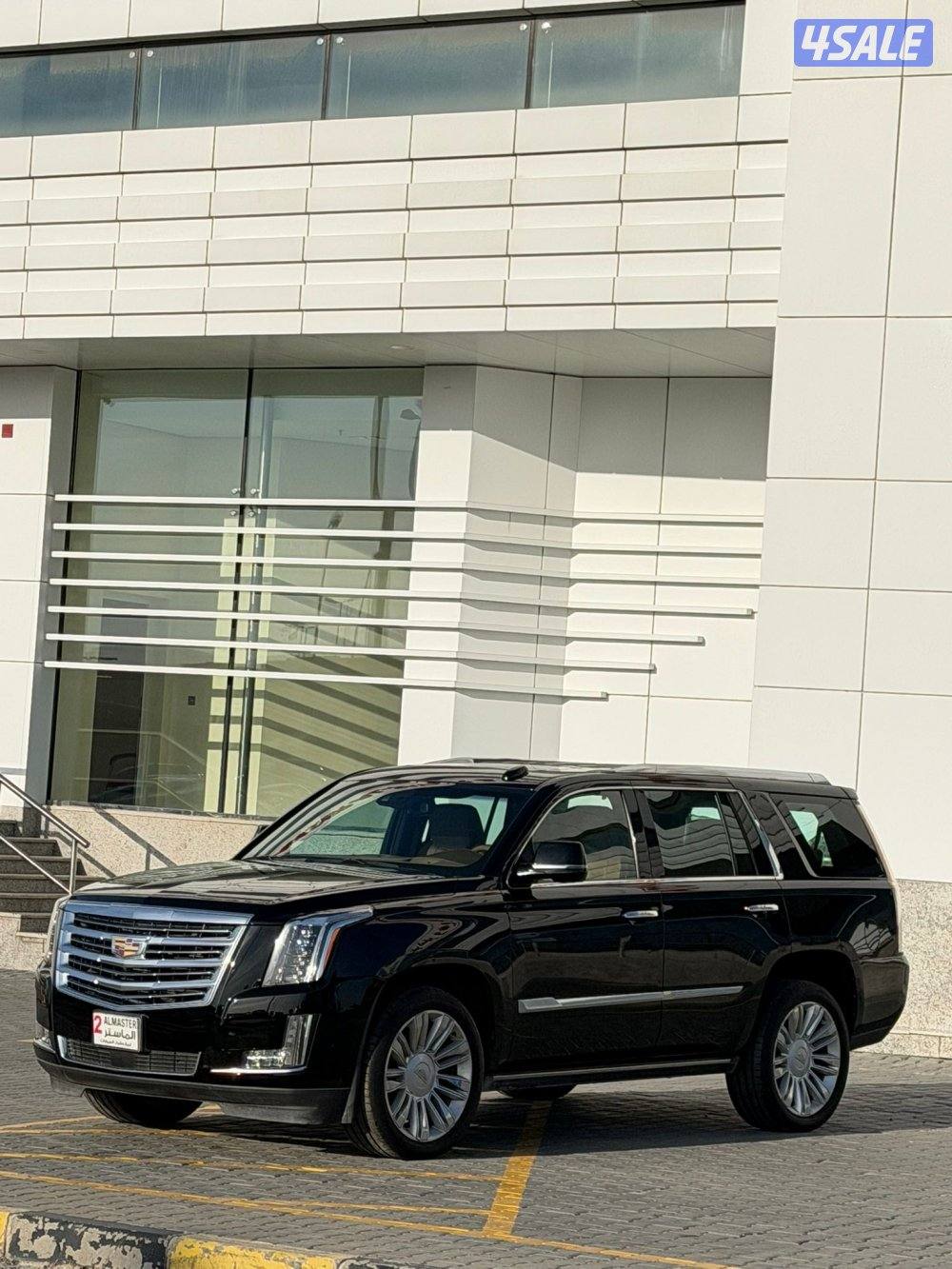 اسكاليد بلاتنيوم موديل 2017 صبغ الوكاله وارد قطر0