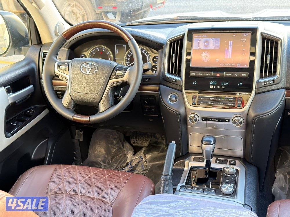 للبيع لاند كروزر VX-s موديل 2018  صبغ الوكاله13