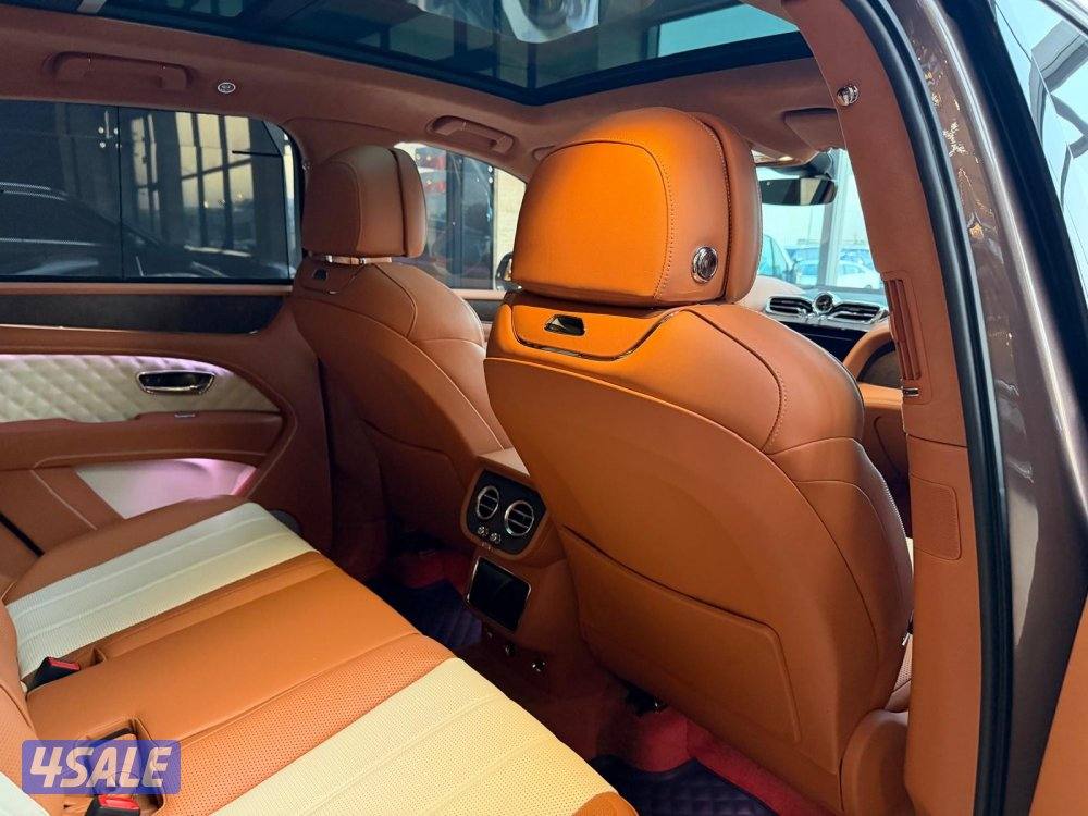 BENTLEY … BENTAYAGA…AZUR… 20239