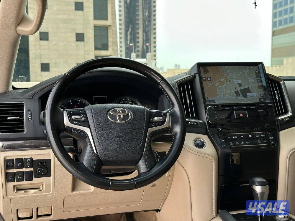 لاندكروزرGXR V8 قراند تورنق موديل2020 عداد133الف وارد الساير6