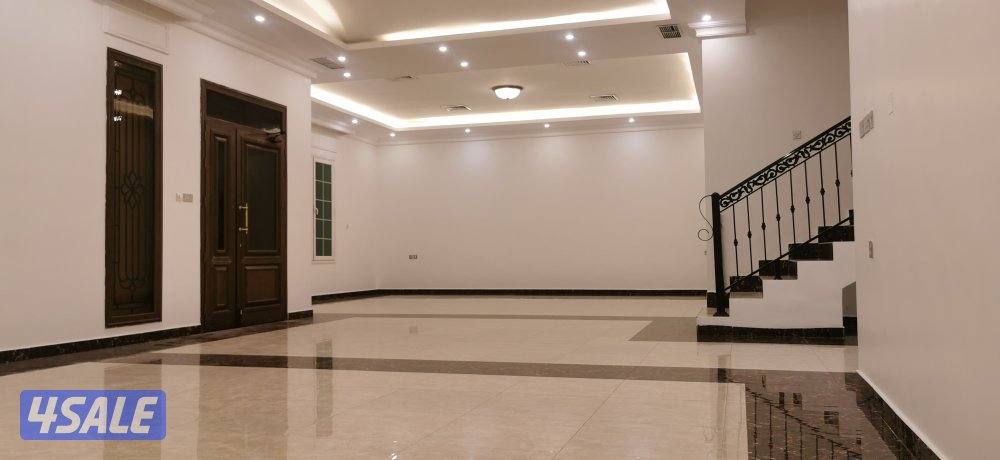 للإيجار دور أرضي شمال غرب الصليبيخات0