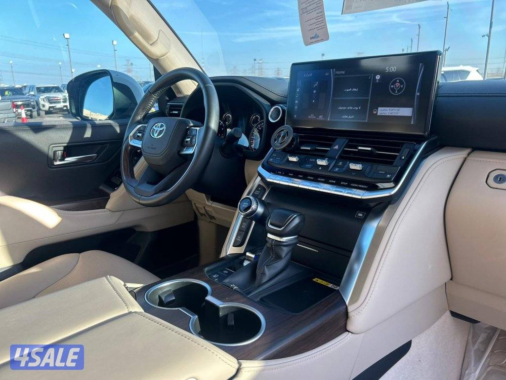 تويوتا لاند كروزر GX.R AEROs twin turbo.V6 موديل 2024 ماشى 27.000 k.m6