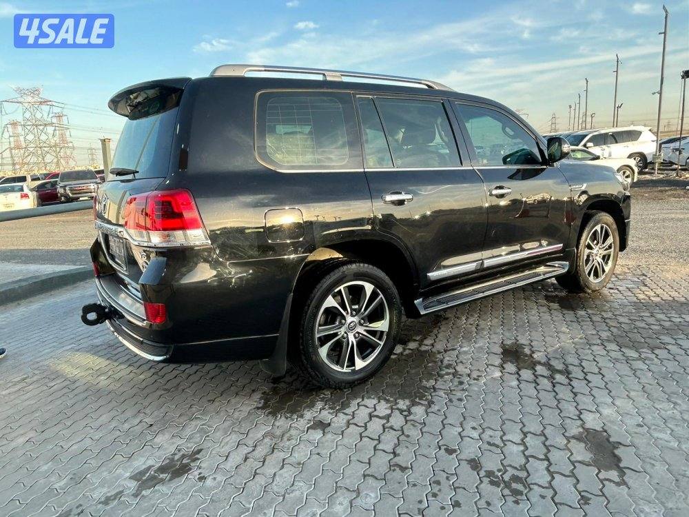 لاند كروزر GX.R-قراند تورينق .V8 موديل 2020 ماشى 176.000 k.m2