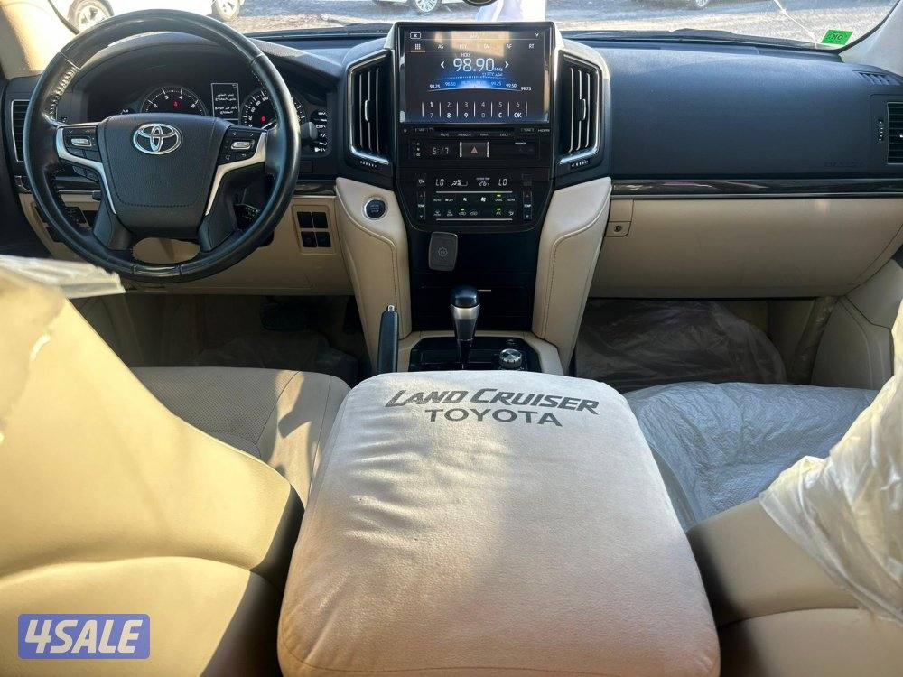 لاند كروزر GX.R-قراند تورينق .V8 موديل 2020 ماشى 176.000 k.m4