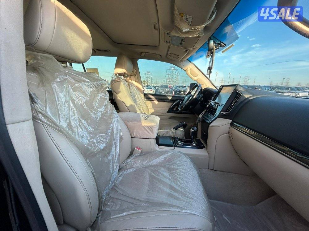 لاند كروزر GX.R-قراند تورينق .V8 موديل 2020 ماشى 176.000 k.m6