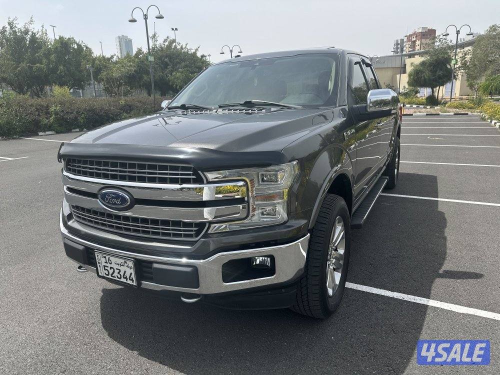 فورد لاريت1