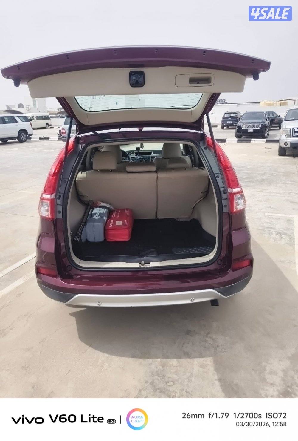 Honda CRV very good condition family used knee and clean1