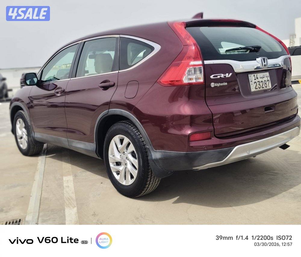 Honda CRV very good condition family used knee and clean4